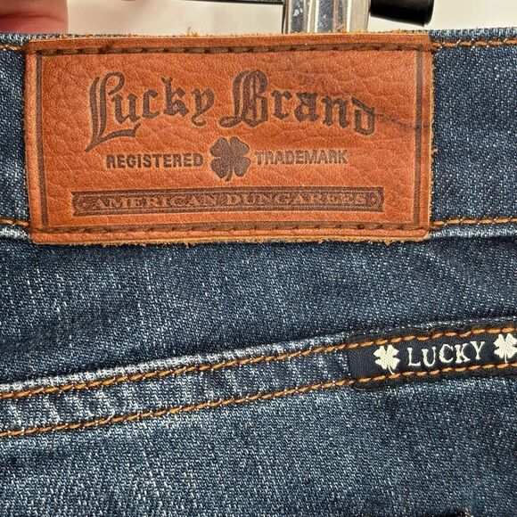 Lucky Brand Sofia Bootcut Jeans Size 6 / 28 NWT - Picture 9 of 13